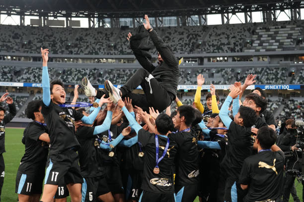 他将加入德 他将加入德